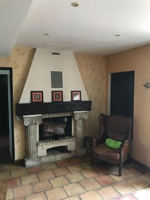 Moulin Sous La Vergne Nanteuil-en-Vallée Esterno foto